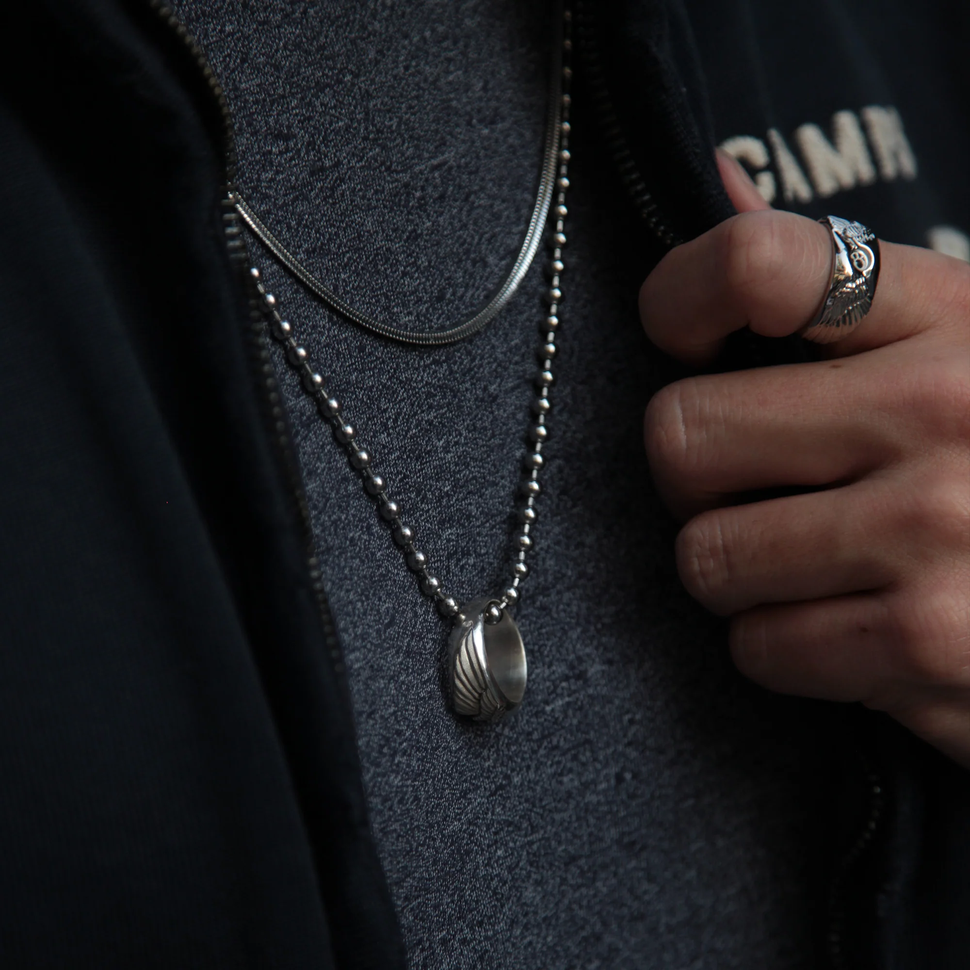 Angel Wing Ring, Ball Chain - Image 4