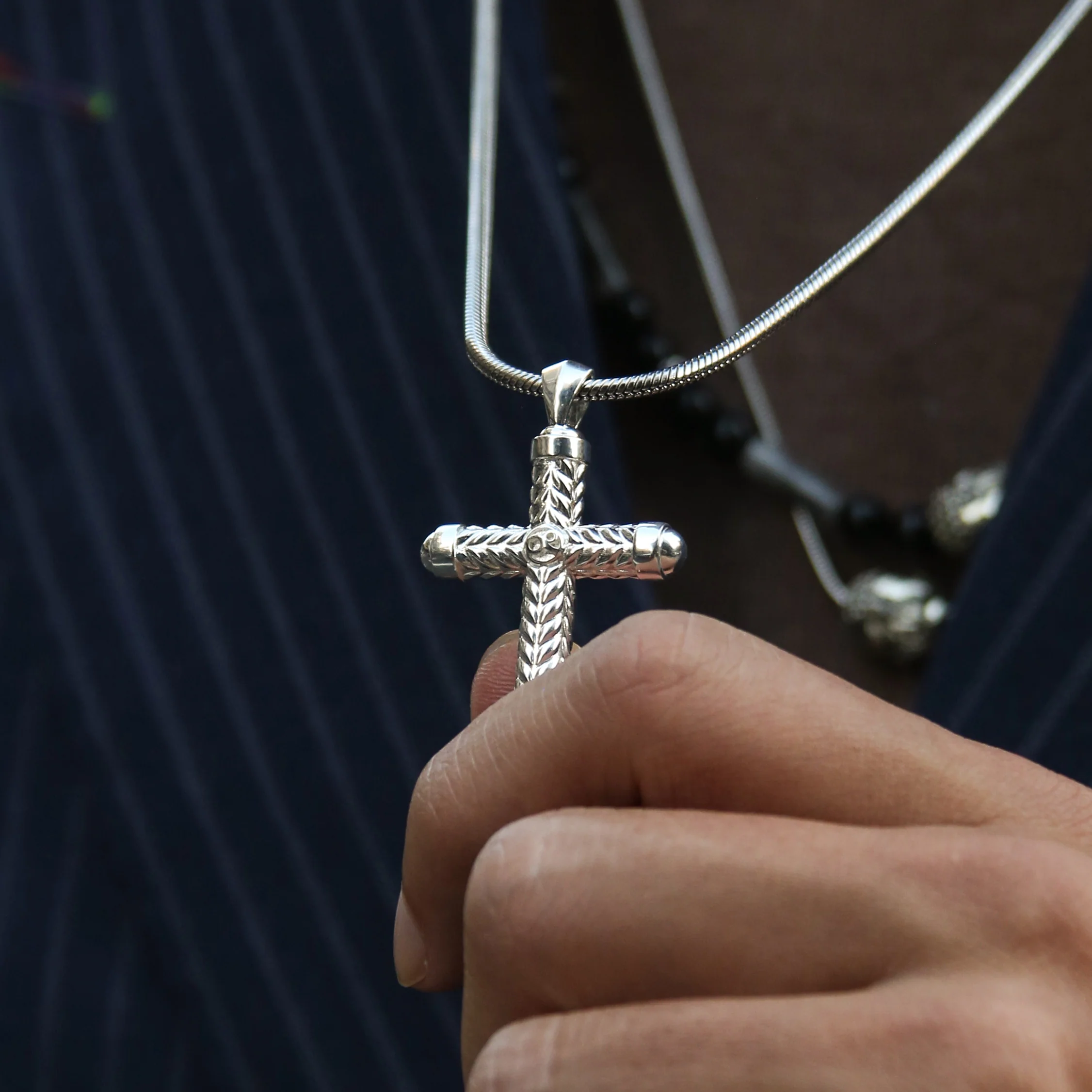 Cross Pendant Necklace | Azuro Statement Cross Pendant - Image 4