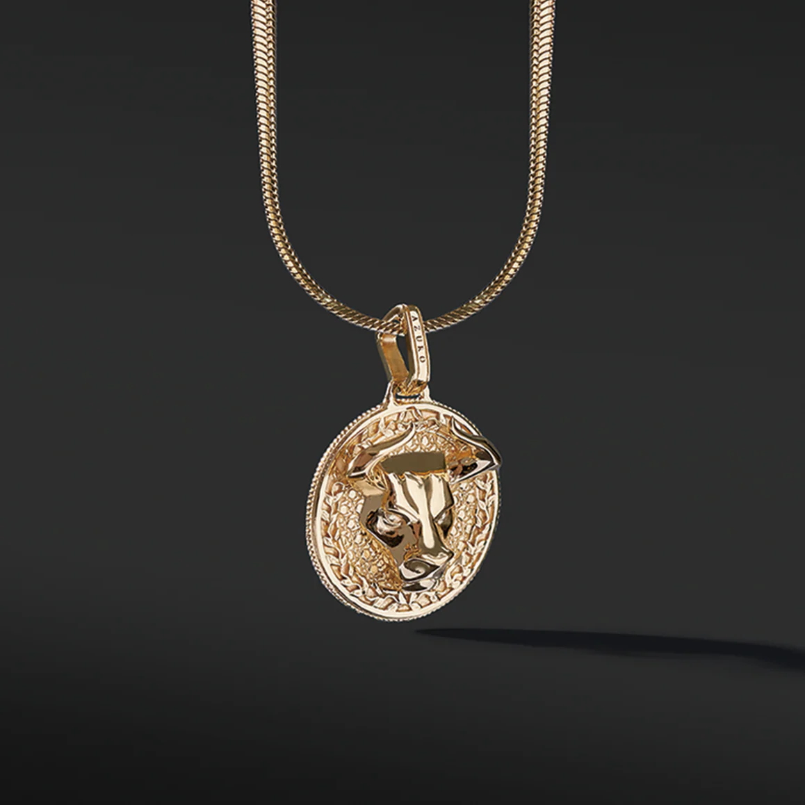 Bull Gold Pendant Necklace - Image 3