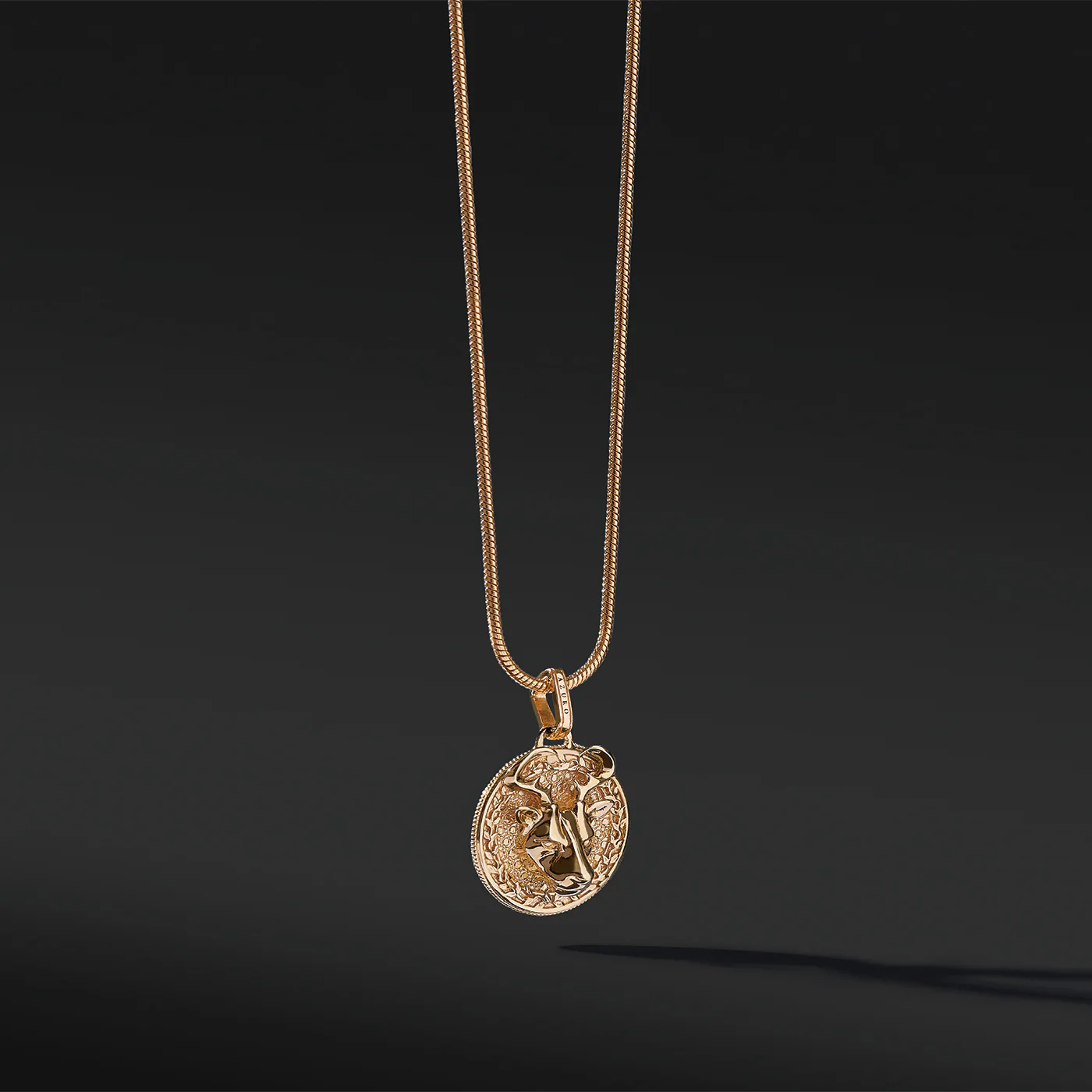 Deer Gold Pendant Necklace - Image 4